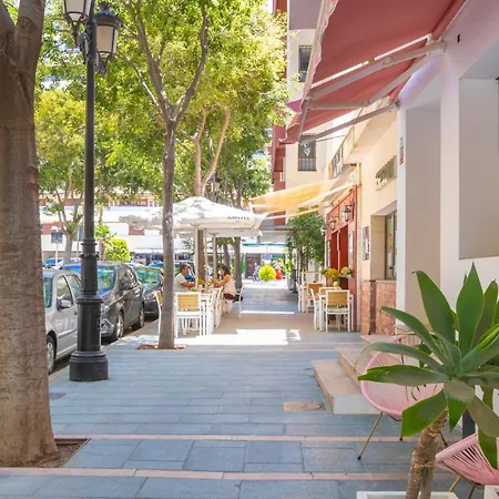 Center 100m From The - Happy