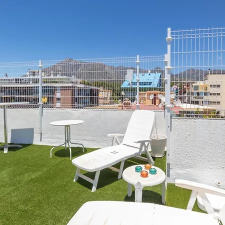 Center 100m From The - Happy Apartament