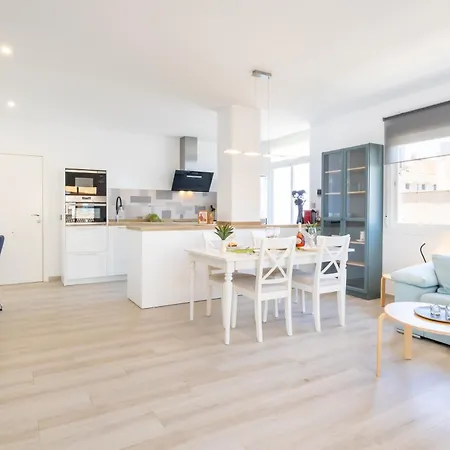 Center 100m From The - Happy Marbella