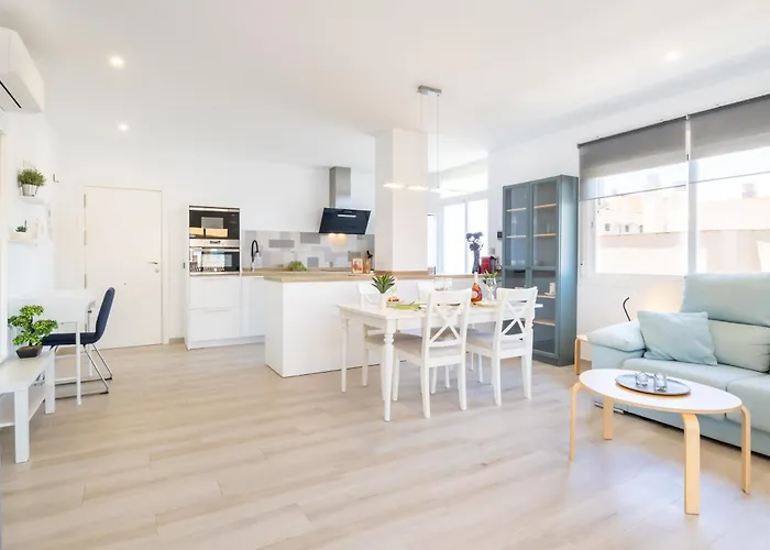 Center 100m From The - Happy Marbella
