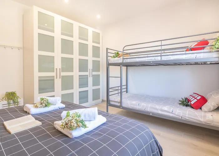 Apartmán Center 100m From The - Happy