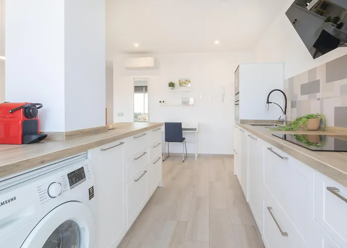 Center 100m From The - Happy Appartement *